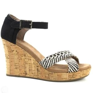 TOMS Cork Wedge Strappy Sandals Heels Ankle Strap Shoes Black Tan Size 7.5